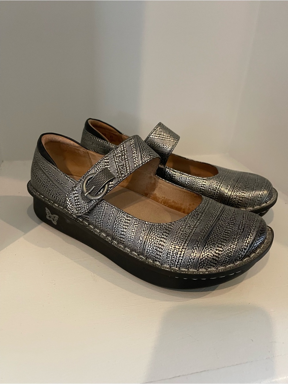 Alegria Women’s Silver Paloma Mary Janes